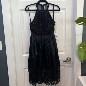 NWT Dex black Lacey dress - size MEDIUM